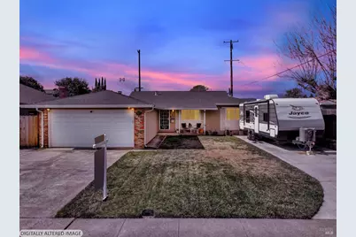 307 Trinity Drive, Vacaville, CA 95687 - Photo 2