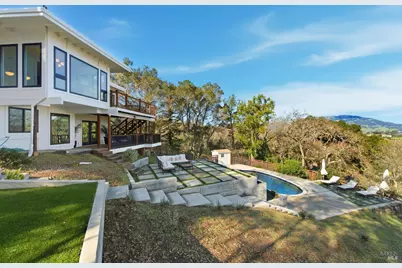 194 Maestro Road, Novato, CA 94947 - Photo 2