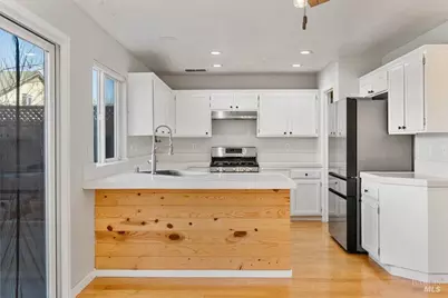 1210 Maple Drive, Rohnert Park, CA 94928 - Photo 16