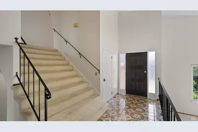 309 Drake Court, Benicia, CA 94510 - Photo 10