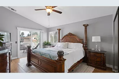 631 Sunnyvale Place, Vacaville, CA 95687 - Photo 32