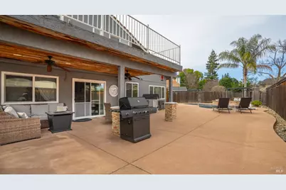 631 Sunnyvale Place, Vacaville, CA 95687 - Photo 44
