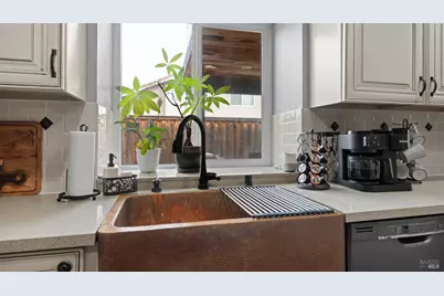 631 Sunnyvale Place, Vacaville, CA 95687 - Photo 12