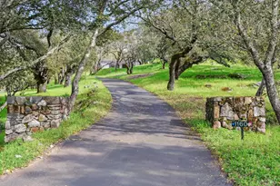 1160 Dance Dr, Sonoma, CA 95476 - Photo 6