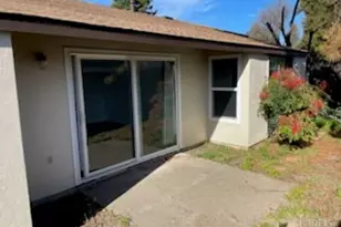 935 W 8th St, Santa Rosa, CA 95401 - Photo 20