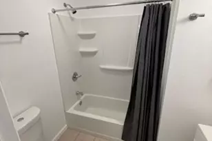 935 W 8th St, Santa Rosa, CA 95401 - Photo 16