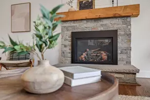 1021 McNear Ave, Petaluma, CA 94952 - Photo 8