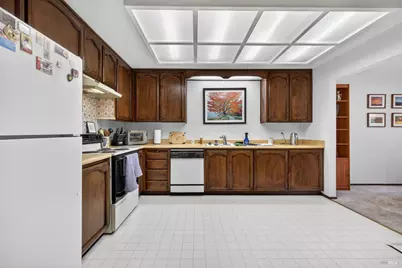 872 Hudis Street, Rohnert Park, CA 94928 - Photo 20