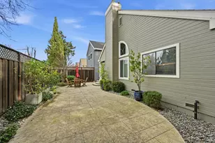 29 Valley W Cir, Napa, CA 94558 - Photo 10