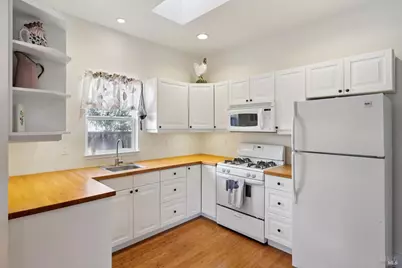 151 Fetters Avenue, Sonoma, CA 95476 - Photo 2