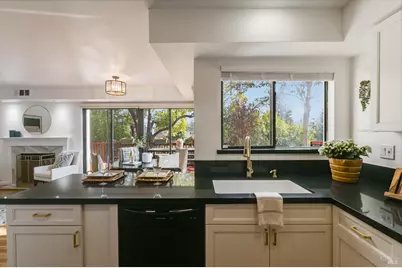 14 Summerhill Court, San Rafael, CA 94903 - Photo 8