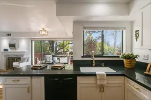 14 Summerhill Ct, San Rafael, CA 94903 - Photo 8