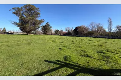 225 Millbrae Avenue, Santa Rosa, CA 95407 - Photo 1