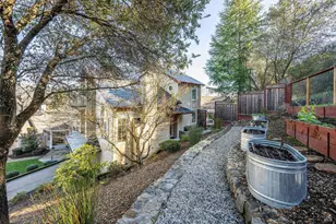 143 Renz Ln, Geyserville, CA 95441 - Photo 36