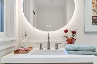 532 Grove Street, Healdsburg, CA 95448 - Photo 28