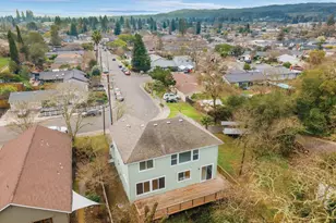 397 Parkview Dr, Healdsburg, CA 95448 - Photo 34