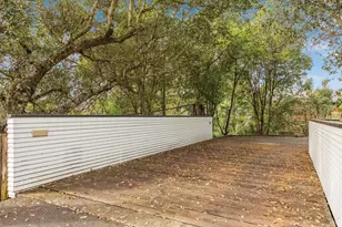 397 Parkview Dr, Healdsburg, CA 95448 - Photo 34