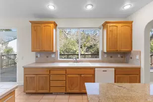 397 Parkview Dr, Healdsburg, CA 95448 - Photo 14