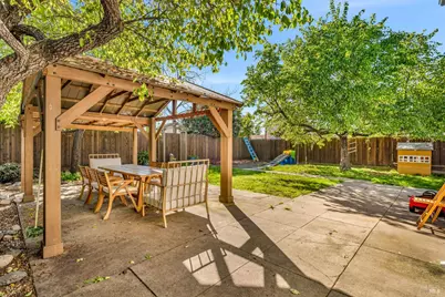 729 1st Street, Rodeo, CA 94572 - Photo 4