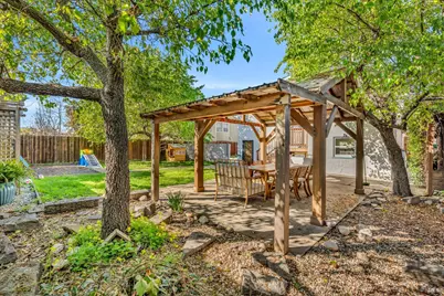 729 1st Street, Rodeo, CA 94572 - Photo 28