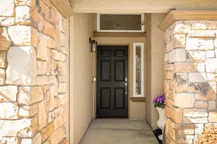 912 Cedar Brook Ln, Vacaville, CA 95687 - Photo 4