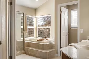 912 Cedar Brook Ln, Vacaville, CA 95687 - Photo 46