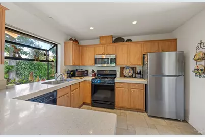 105 Holstrom Circle, Novato, CA 94947 - Photo 14
