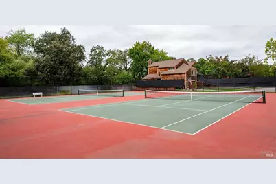 9231 Lakewood Drive, Windsor, CA 95492 - Photo 46