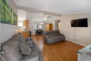 124 Del Paso Dr, Vacaville, CA 95687 - Photo 6