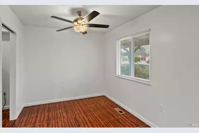 128 Lassen Circle, Vacaville, CA 95687 - Photo 8