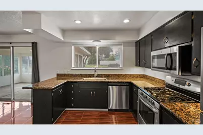 128 Lassen Circle, Vacaville, CA 95687 - Photo 16