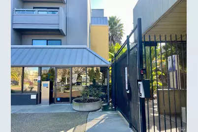 1 Embarcadero West #355, Oakland, CA 94607 - Photo 26