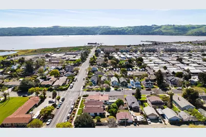 803 E 5th Street, Benicia, CA 94510 - Photo 20
