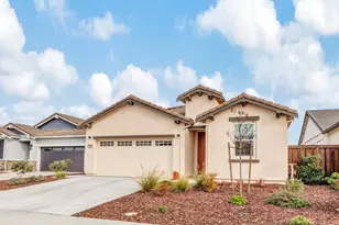 315 White Owl St, Dixon, CA 95620 - Photo 2