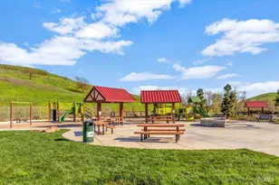 8128 Carlisle Way, Vallejo, CA 94591 - Photo 36