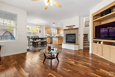 8128 Carlisle Way, Vallejo, CA 94591 - Photo 6