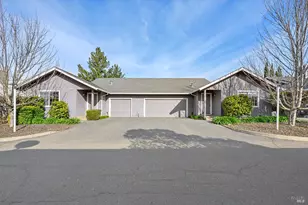 431 University St, Healdsburg, CA 95448 - Photo 2