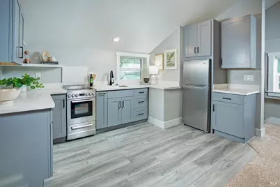 409 W C Street, Dixon, CA 95620 - Photo 48