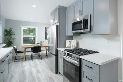 409 W C Street, Dixon, CA 95620 - Photo 10