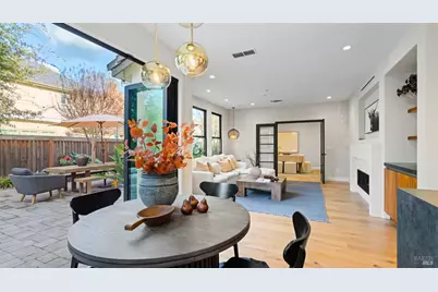 92 Oak Grove Drive, Novato, CA 94949 - Photo 2