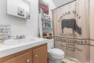 1138 Broadleaf Ln, Windsor, CA 95492 - Photo 8