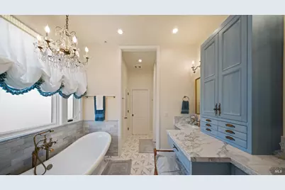 1170 Bayview Avenue, Napa, CA 94559 - Photo 70