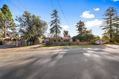 592 Vasona Avenue, Los Gatos, CA 95032 - Photo 1