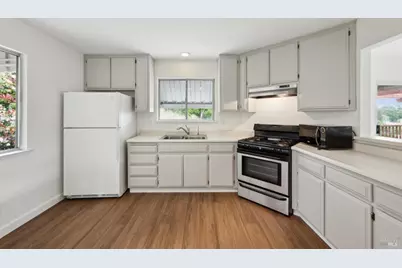 1375 Gossage Avenue, Petaluma, CA 94952 - Photo 74