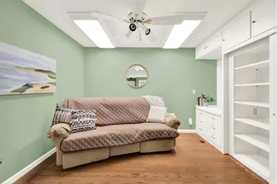 689 W C Street, Dixon, CA 95620 - Photo 22