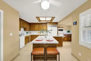 689 W C St, Dixon, CA 95620 - Photo 32