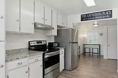 13680 Lower Lakeshore Drive, Clearlake, CA 95422 - Photo 32