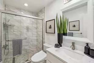 95 Dockside Cir, San Rafael, CA 94903 - Photo 18