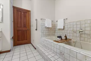 910 Lytton Springs Rd, Healdsburg, CA 95448 - Photo 22