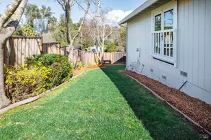 874 Cherry St, Petaluma, CA 94952 - Photo 44